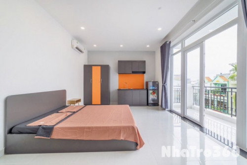 Căn hộ 45m2 với ban công rộng rãi