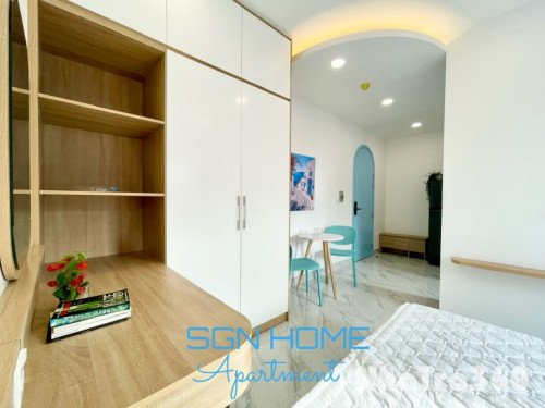 Căn hộ studio ban công full nội thất gần sân bay Tân Sơn Nhất, bệnh viện Tâm Anh, ĐH Swinburne,...