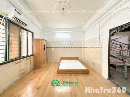 Phòng 4tr siêu rộng, ngay mặt tiền, thoáng mát