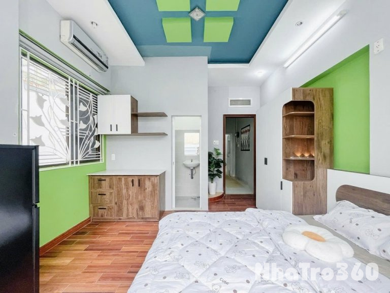 Căn hộ siêu xinh cho GenZ có ban công thoáng mát