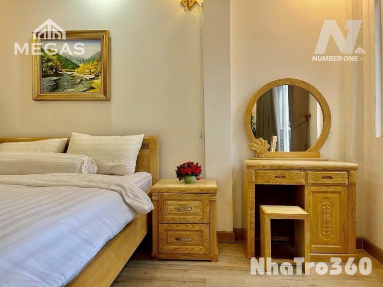 STUDIO BAN CÔNG – FULL NỘI THẤT NGAY LÊ THÁNH TÔN, Q1