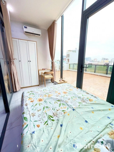 Căn hộ view 2mặt kính, ban công rộng như penthouse