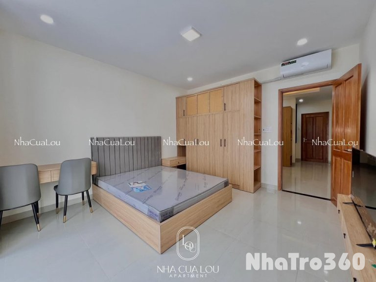 Căn Hộ 1 Phòng Ngủ Ban Công Ngay Trung Tâm Q1