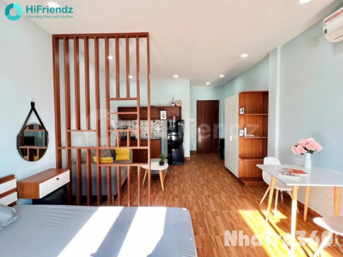 Căn hộ studio full nội thất ban công Tạ Quang Bửu