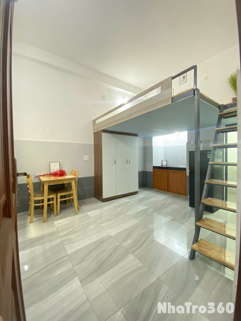 Duplex gác cao, rộng rãi full nội thất ngay Etown Cộng Hòa, chợ Hoàng Hoa Thám quận Tân Bình