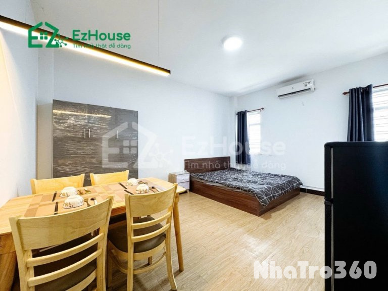 Full nội thất, tách bếp, ngay công viên Phú Lâm