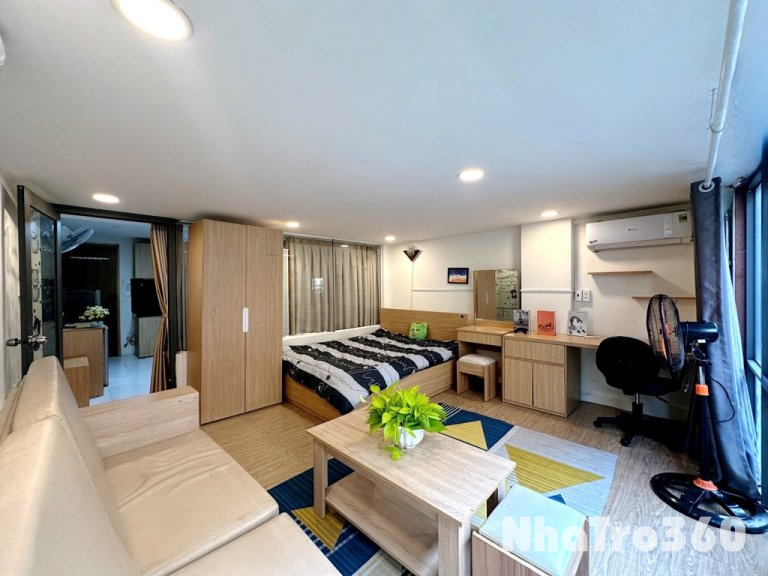 Căn hộ 2PN nằm ngay trên CỘNG HOÀ