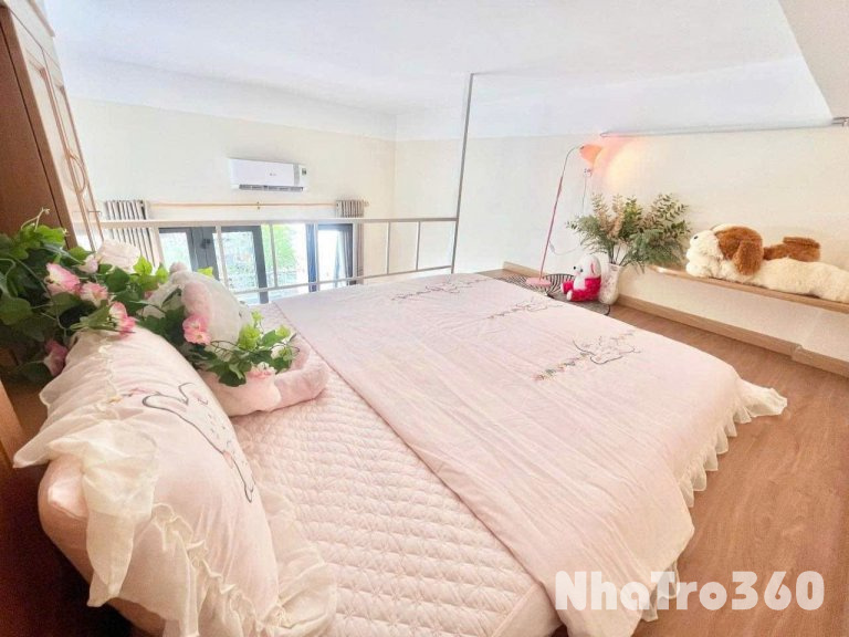 DUPLEX CAO CẤP BAN CÔNG THOÁNG MÁT NGAY TRUNG TÂM QUẬN 10