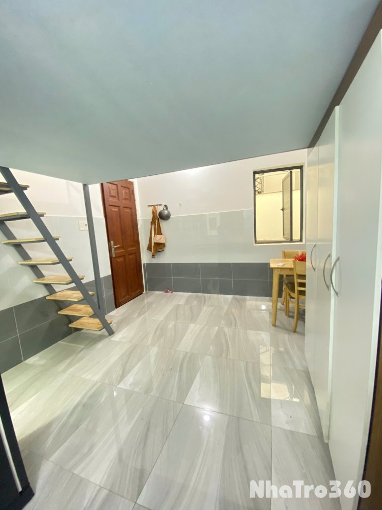 Duplex gác cao, rộng rãi full nội thất ngay Etown Cộng Hòa, chợ Hoàng Hoa Thám quận Tân Bình