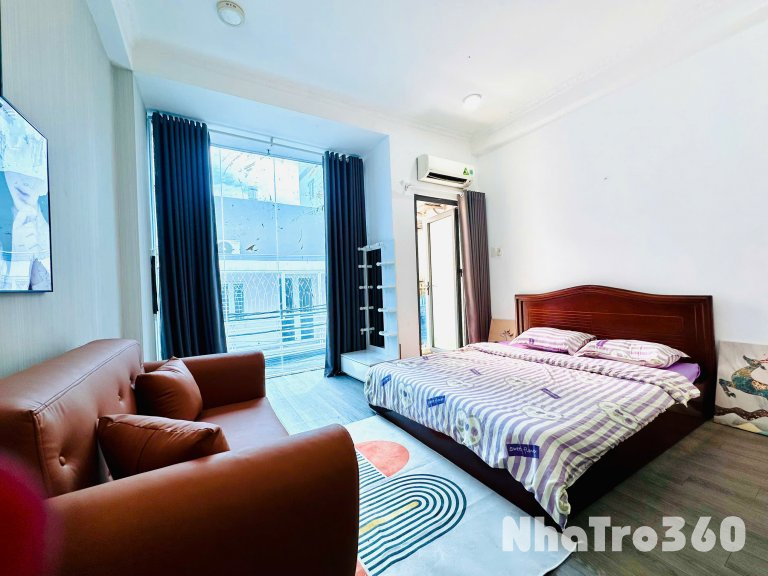 CĂN HỘ BAN CÔNG FULL NT QUẬN 8