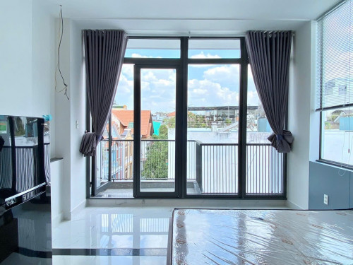 Studio ban công full nội thất - khu dân cư yên tĩnh - gần vòng xoay Lăng Cha Cả, sân bay Tân Sơn Nhất quận Tân Bình
