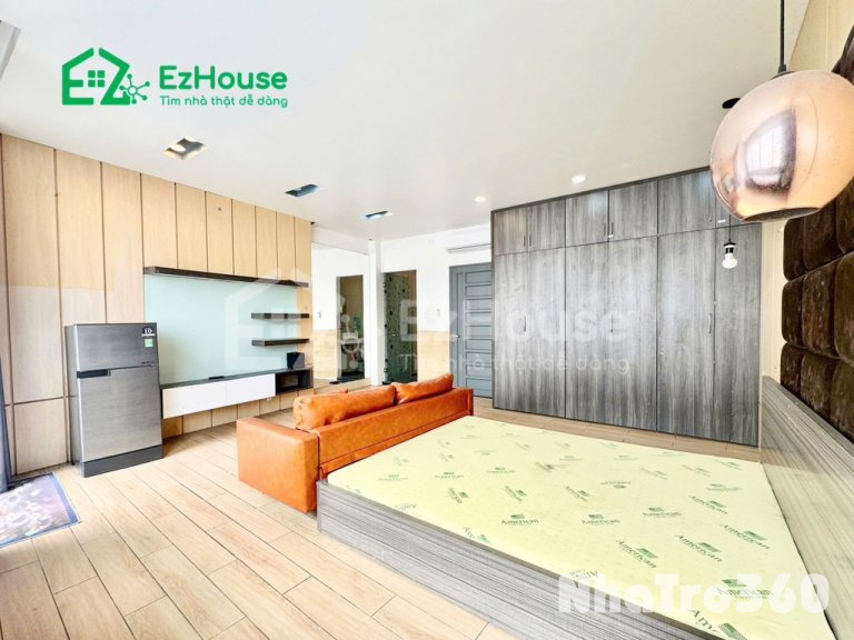 Full nội thất, ban công, sang trọng, mặt tiền q6