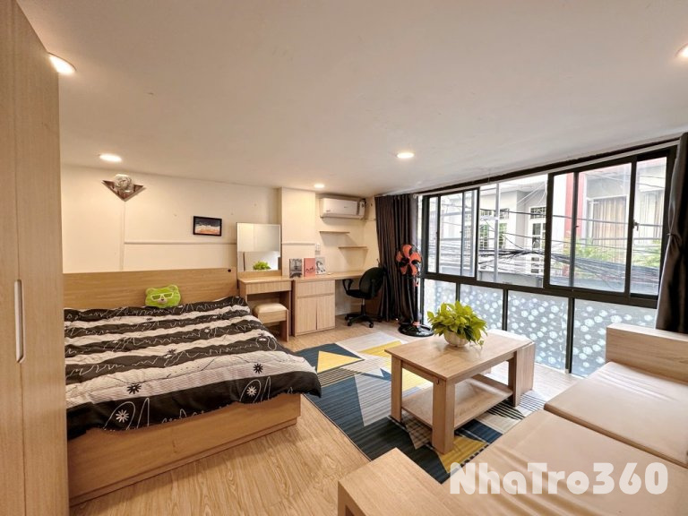 Căn hộ 2PN nằm ngay trên CỘNG HOÀ