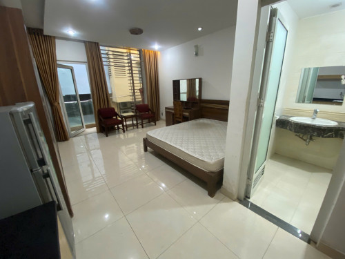 Cho thuê căn hộ Q1 || đường Phó Đức Chính || gần Chợ Bến Thành, cầu Calmette, Takashimaya