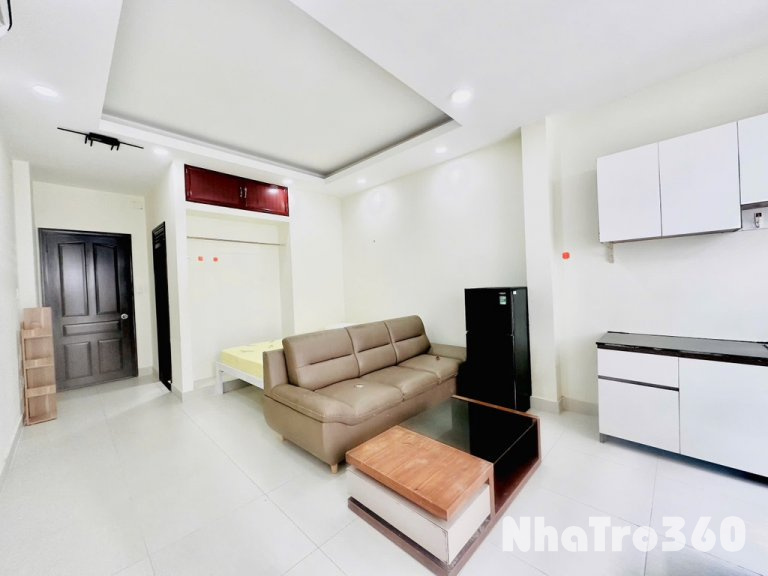 Cho thuê studio blank canvas có ban công