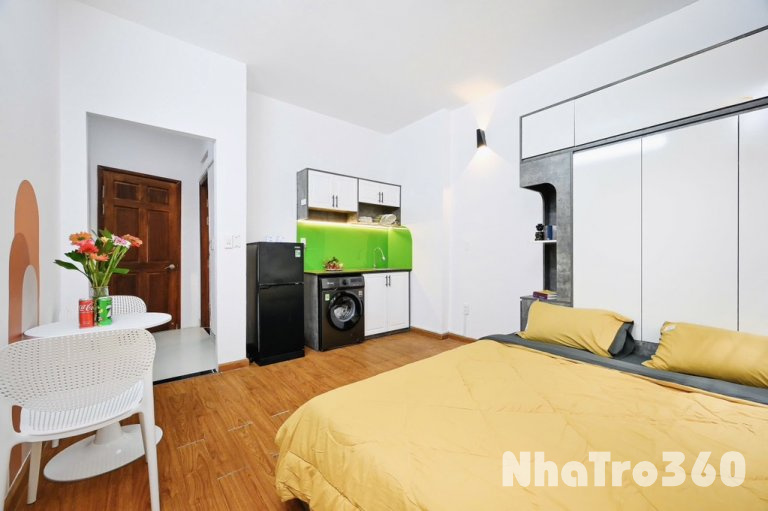 Studio có ban công và máy giặt riêng Tân Bình