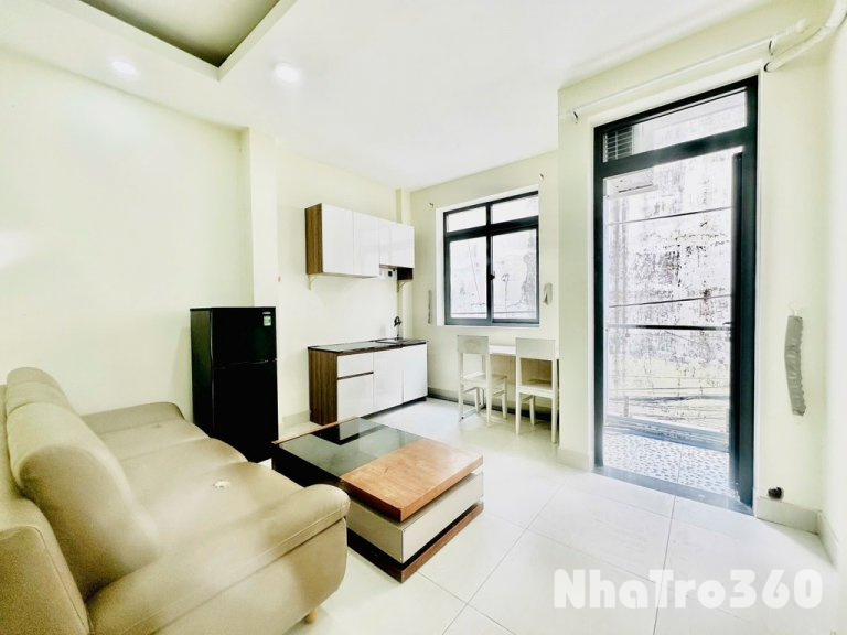 Cho thuê studio blank canvas có ban công