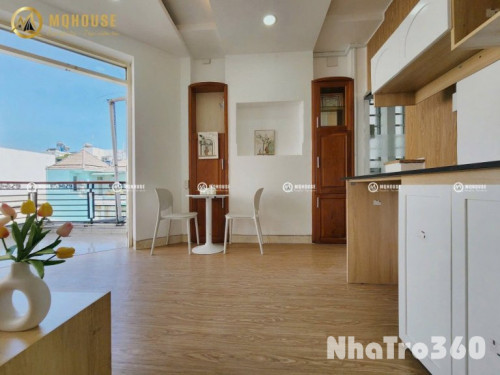 Căn hộ full nội thất bancôl Lý Chính Thắng Quận 3