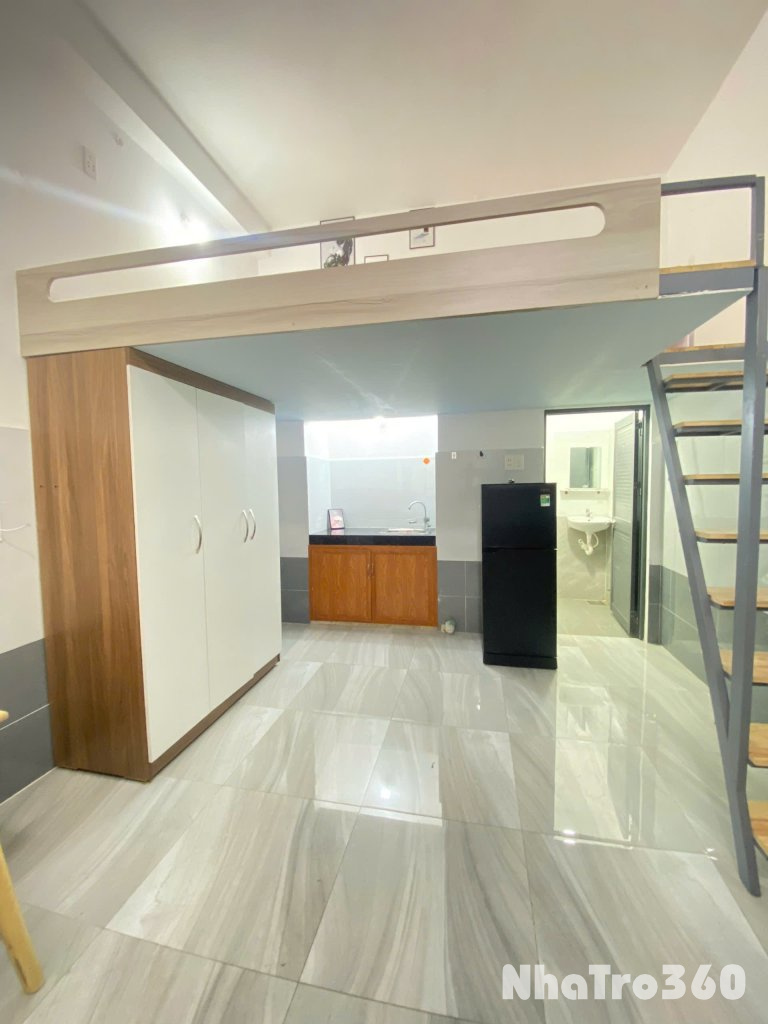 Duplex gác cao, rộng rãi full nội thất ngay Etown Cộng Hòa, chợ Hoàng Hoa Thám quận Tân Bình