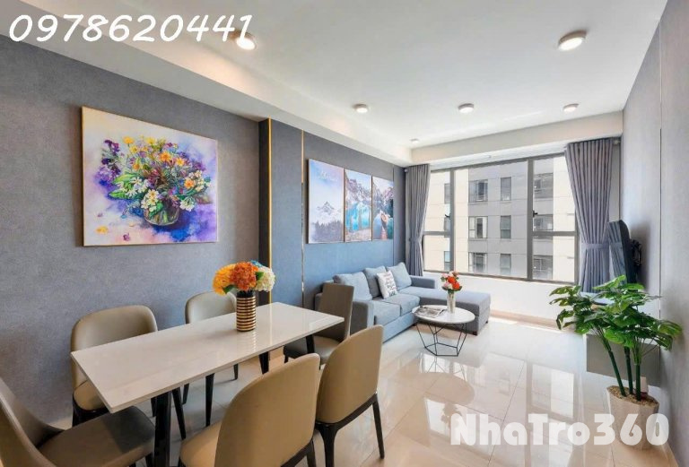 Cho thuê căn hộ chung cư cao cấp THE TRESOR bến vân đồn quận 4, tầng cao có ban công