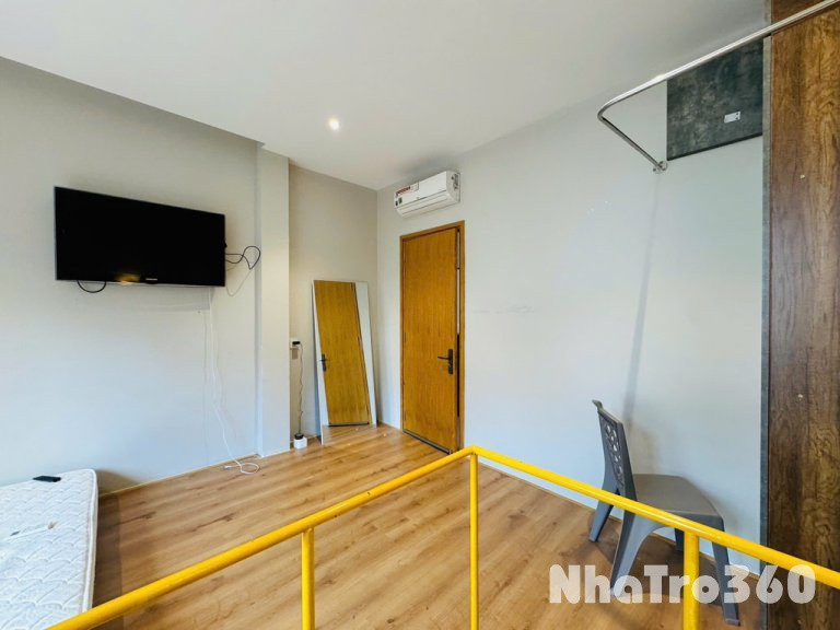 CĂN HỘ CÓ GÁC CAO 2M7 NGAY TRUNG TÂM QUẬN 10