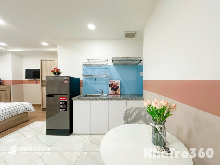 CĂN HỘ FULL NỘI THẤT NGAY TRUNG TÂM QUẬN 10 GẦN CÔNG TRƯỜNG DÂN CHỦ