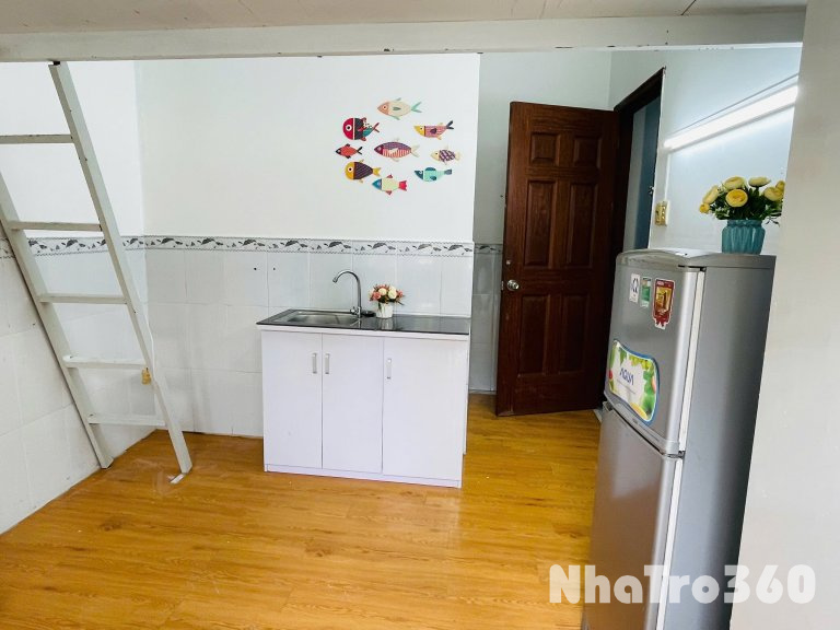 Cho thuê căn hộ Duplex ban công Q10 gần cư xá Bắc Hải, Viettel Tower