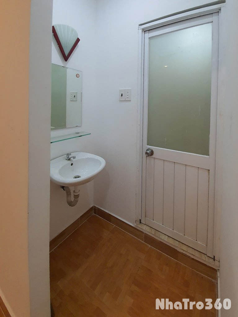 CĂN HỘ BAN CÔNG FULL NỘI THẤT QUẬN 3