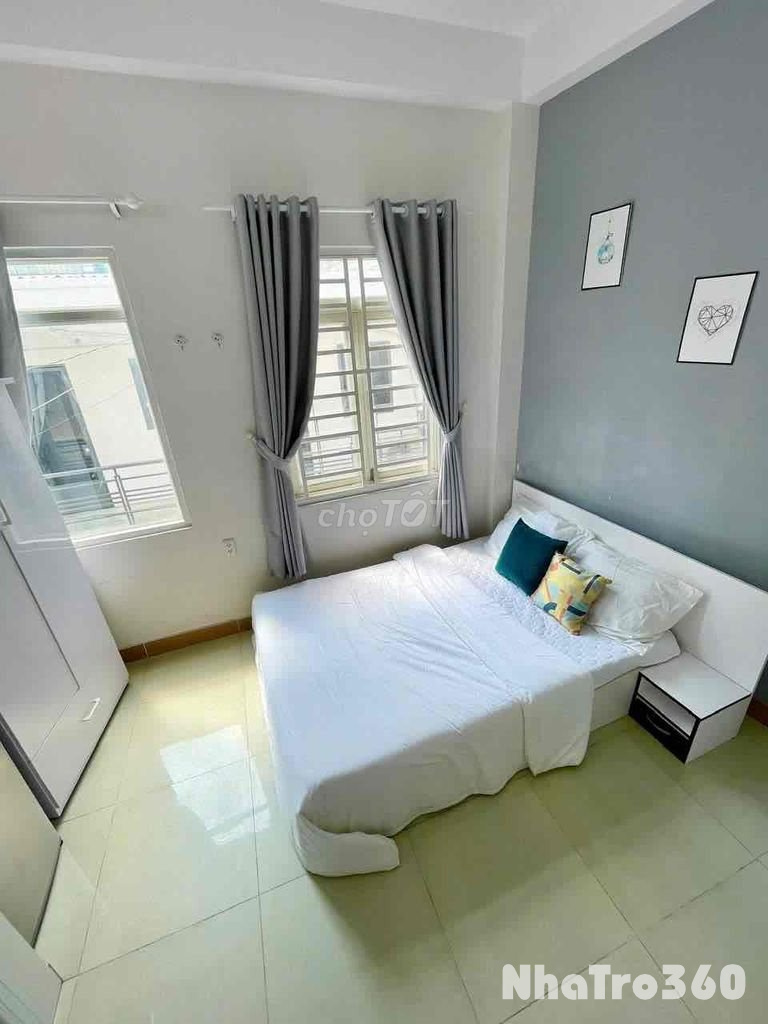 Cho thuê studio full nội thất cửa sổ lớn ngay khu K300 giá sinh viên