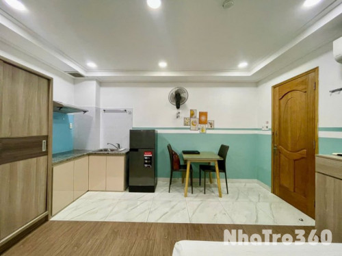 CĂN HỘ CHO THUÊ STUDIO TÁCH BẾP VỪA HOÀN THÀNH TẠI Q10 GẦN CÔNG TRƯỜNG DÂN CHỦ