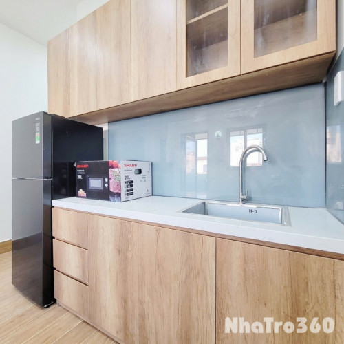 Cho thuê căn hộ 1PN, Q10 || đường Hồ Bá Kiện || gần Công viên Lê Thị Riêng, chợ Hoà Hưng, Go Miền Đông