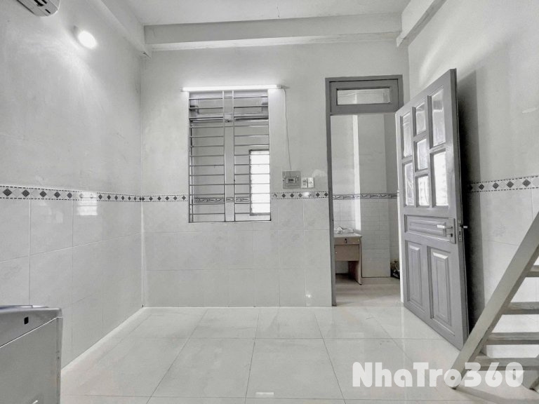 Có gác, bao rộng thoáng, mặt tiền quận 6, 3tr tròn