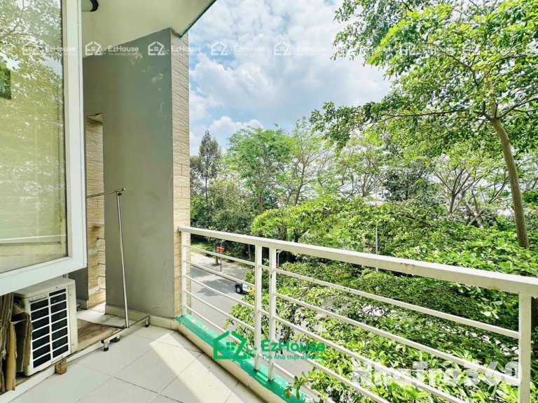 Ban công, quận 6, 4triệu, Full nội thất