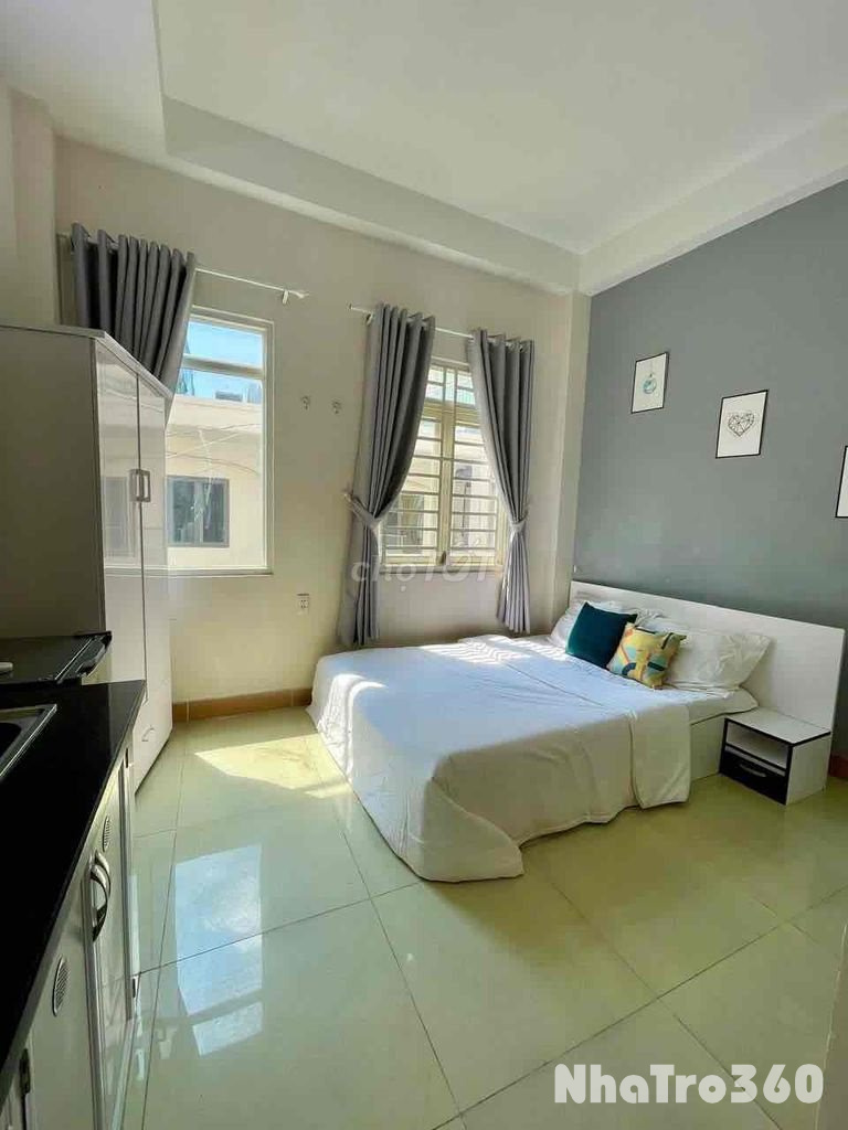 Cho thuê studio full nội thất cửa sổ lớn ngay khu K300 giá sinh viên