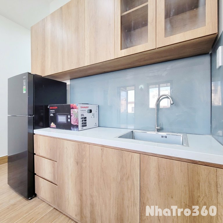 Cho thuê căn hộ 1PN, Q10 || đường Hồ Bá Kiện || gần Công viên Lê Thị Riêng, chợ Hoà Hưng, Go Miền Đông