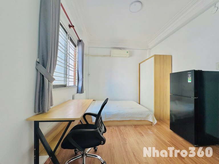 Studio Cửa Sổ Trời Full Nội Thất Ngay Công viên Hoàng Văn Thụ