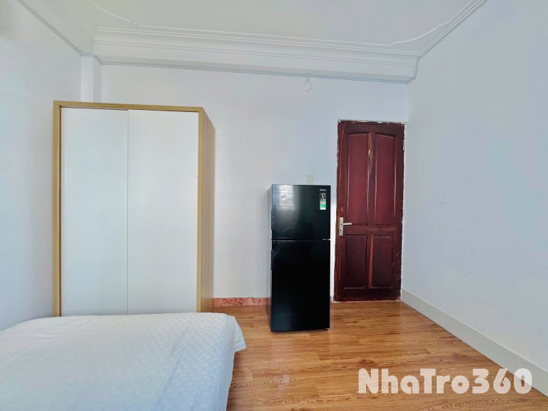 Studio Cửa Sổ Trời Full Nội Thất Ngay Công viên Hoàng Văn Thụ