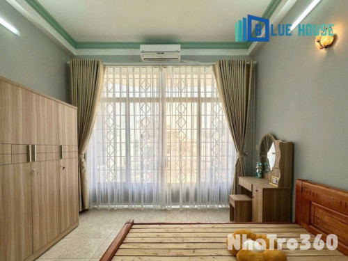 Căn Hộ Ban Công Rộng – Gần ETown, Sân Bay