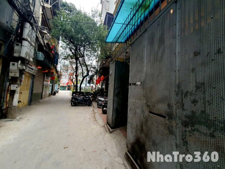 Chính chủ cho thuê nhà nguyên căn 3 tầng.