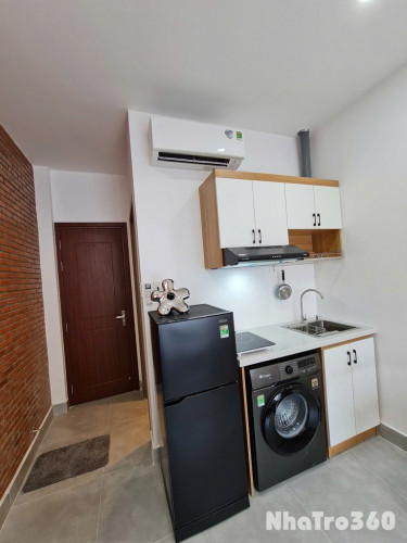 Căn Hộ Ban Công Thang Máy 35m2 Nguyễn Trãi Quận 1