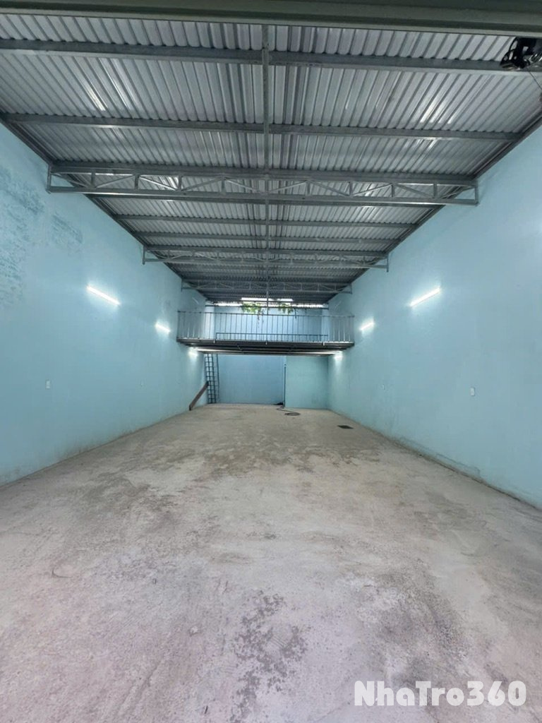 CHO THUÊ KHO MỚI 100% - GÁC RỘNG - HẺM XE TẢI Q12