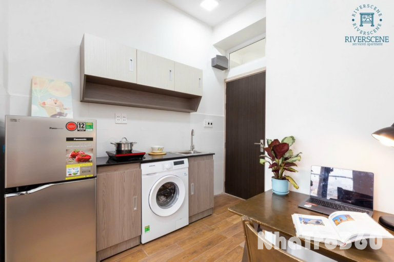 Căn Hộ Ban Công View Bitexco Q1 Đường Bến Vân Đồn