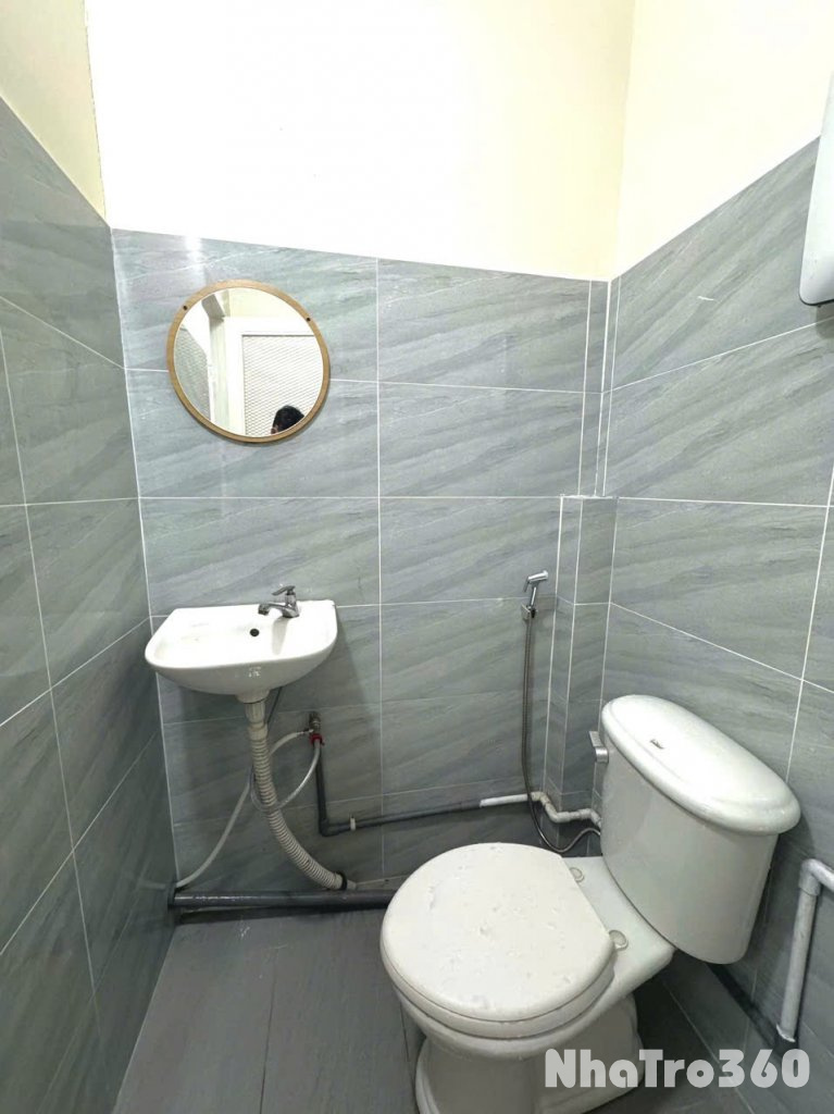 Cho thuê căn hộ Studio Ban công thoáng Full NT Q10 gần Vạn Hạnh Mall, ĐH Huflit