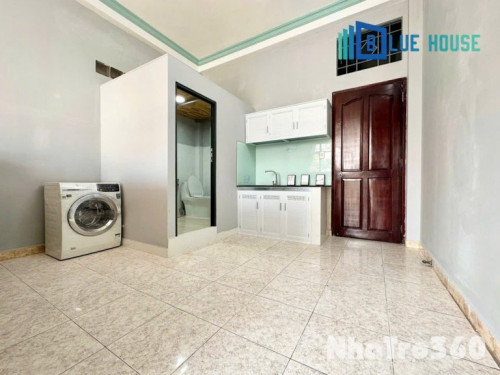 Căn Hộ Ban Công Rộng – Gần ETown, Sân Bay