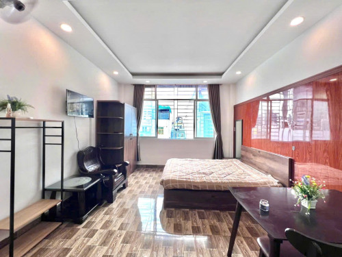 CĂN HỘ CÓ CỬA SỔ FULL NỘI THẤT QUẬN 1