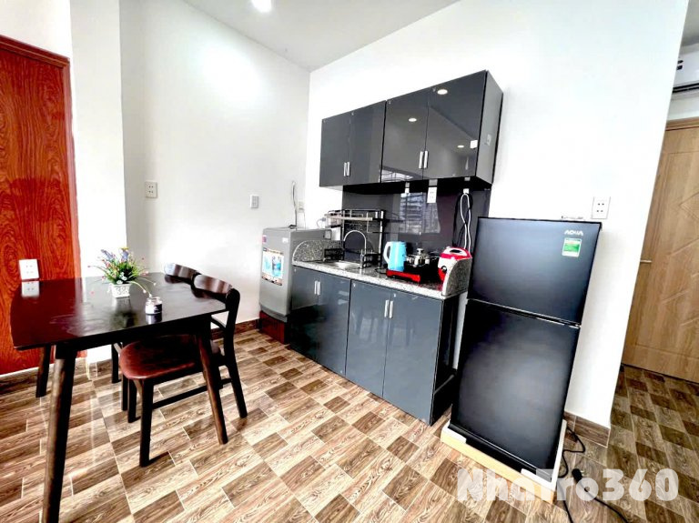 CĂN HỘ CÓ CỬA SỔ FULL NỘI THẤT QUẬN 1