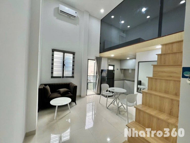 DUPLEX CAO 2M BAN CÔNG GẦN SÂN BAY TSN TÂN BÌNH