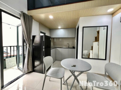 DUPLEX CAO 2M BAN CÔNG GẦN SÂN BAY TSN TÂN BÌNH