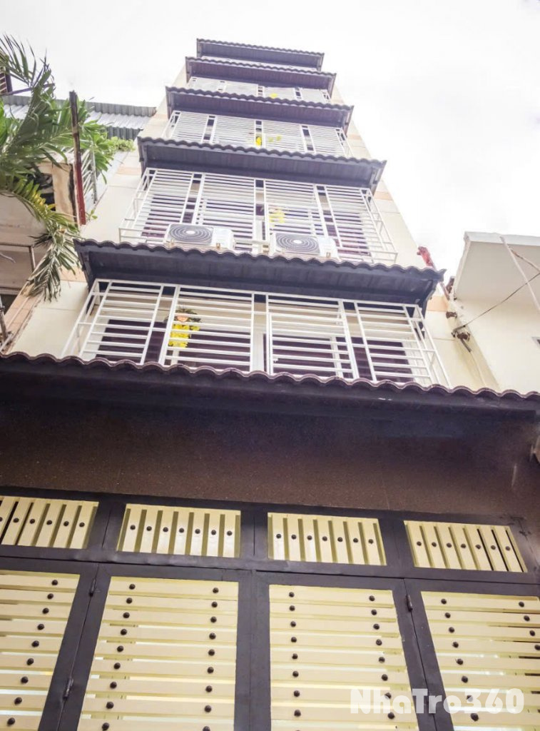 CĂN HỘ CÓ CỬA SỔ FULL NỘI THẤT QUẬN 1