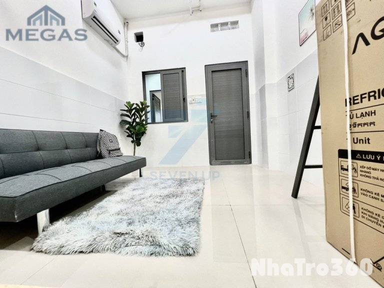 100% gác cao, Full nội thất, ngay ngã tư 4 xã